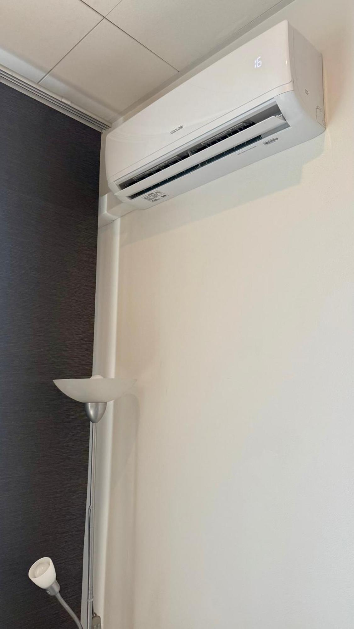 Apartment Ceskomoravska - O2 Arena Praga Esterno foto